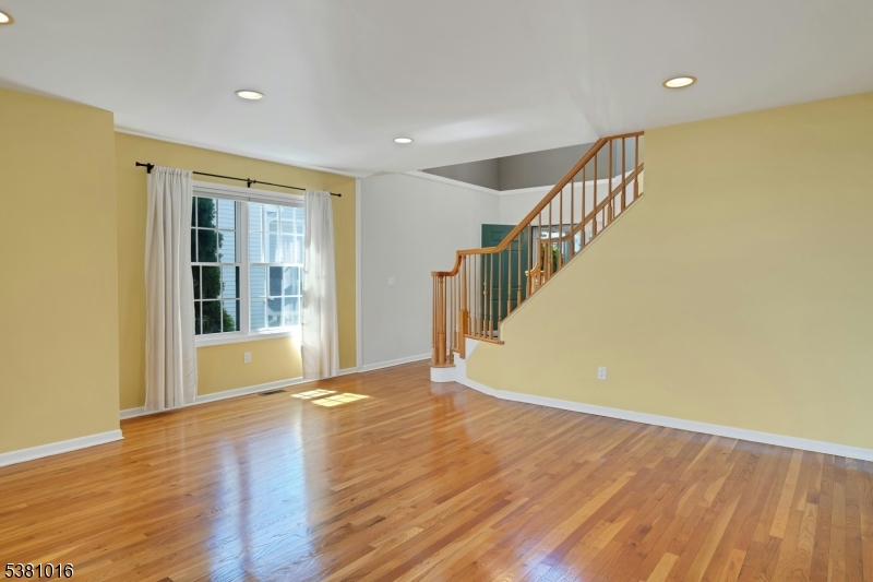 8 Schindler Court