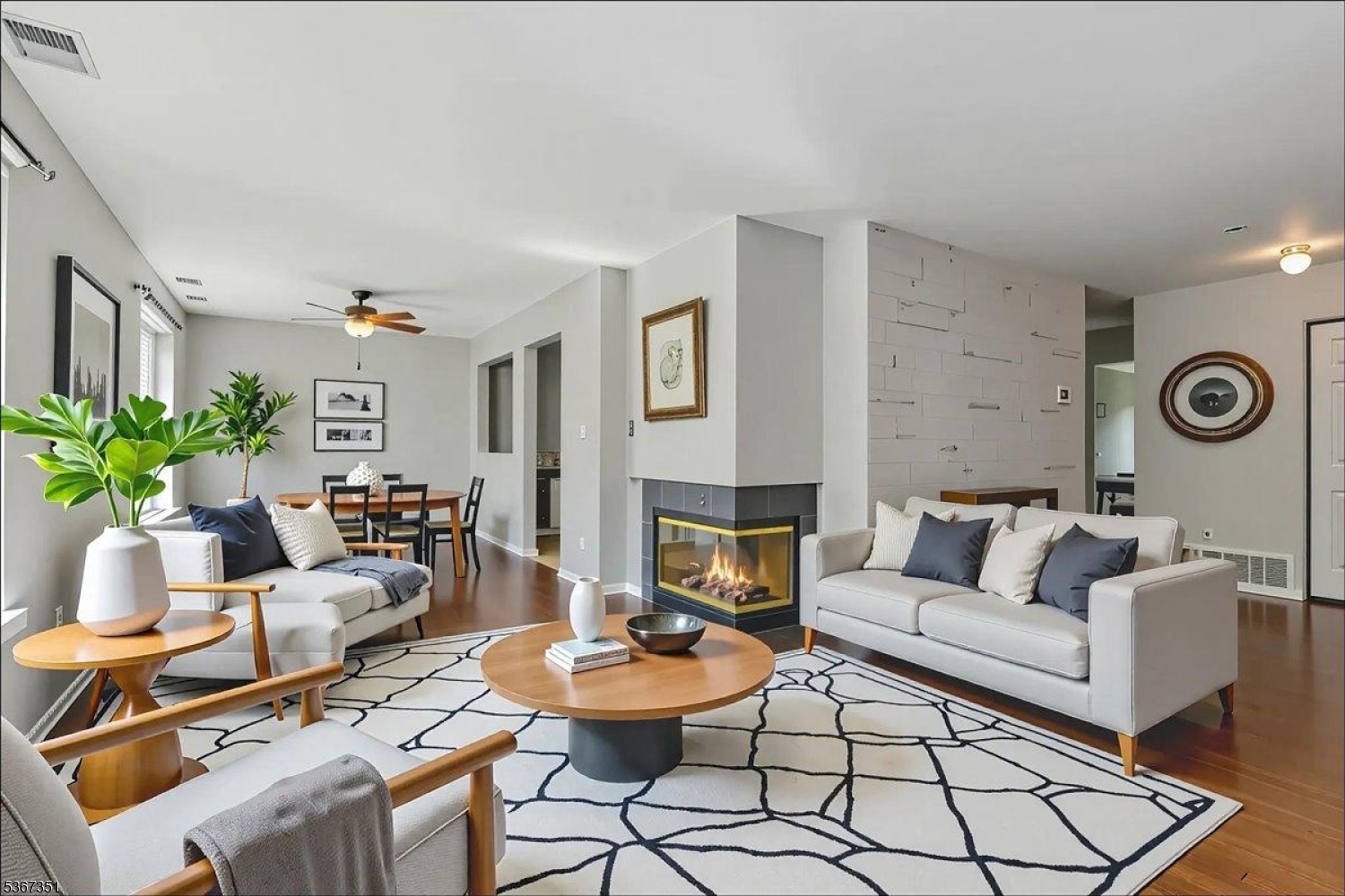 81 Village Dr 81