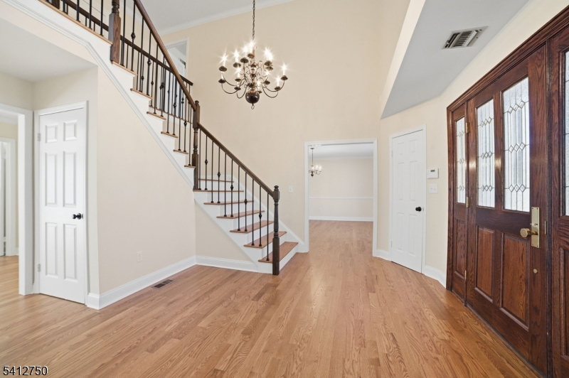 50 Pinewood Cres