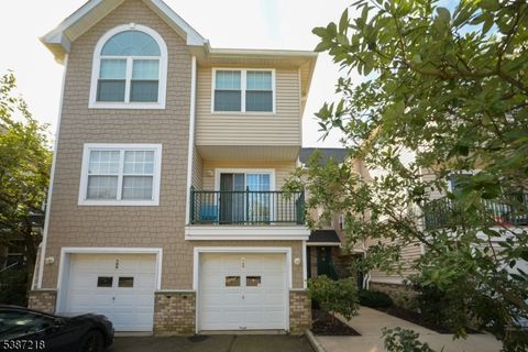 Photo of 125 Tomahawk Court, Montgomery, NJ 08502 (MLS # 3994184)