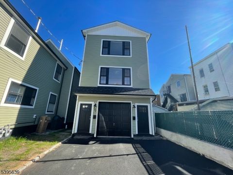 Photo of 121 Lewis St #2, Paterson, NJ 07501 (MLS # 3996365)