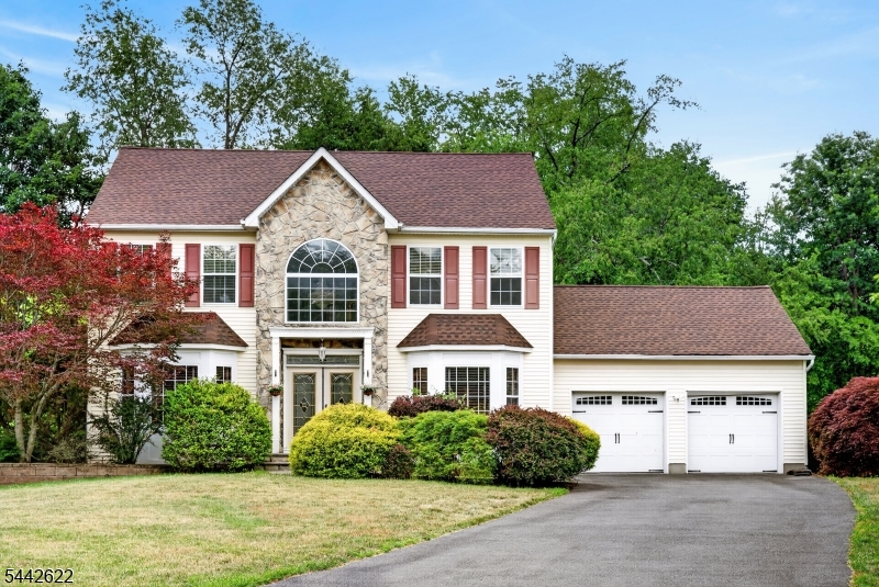 10 Whispering Pines Way