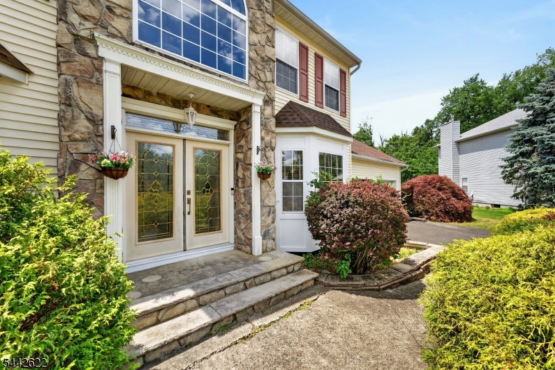 10 Whispering Pines Way