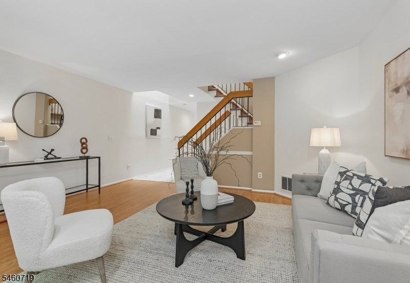 161 Marion Dr