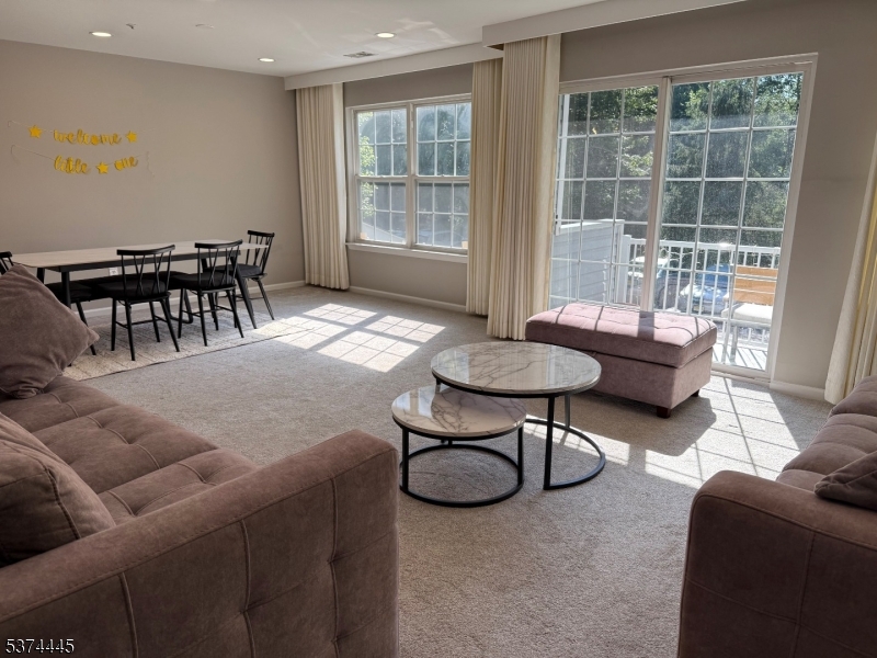 3607 Scenic Ct