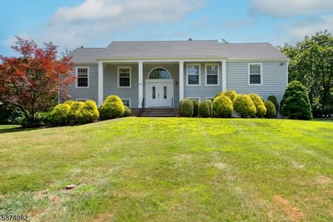 31 Maple Dr North Caldwell Boro NJ 07006