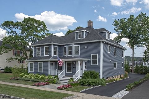 16 Dumont Rd Far Hills Boro NJ 07931