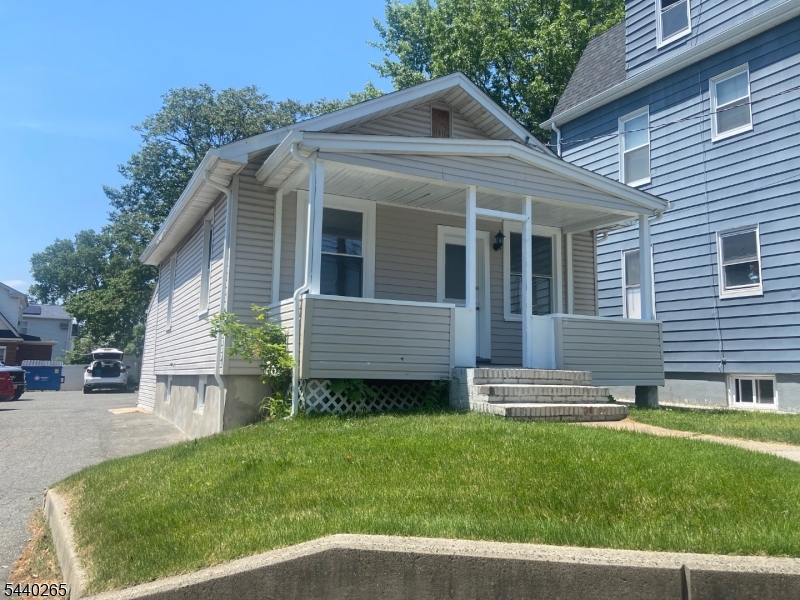 1262 Liberty Ave