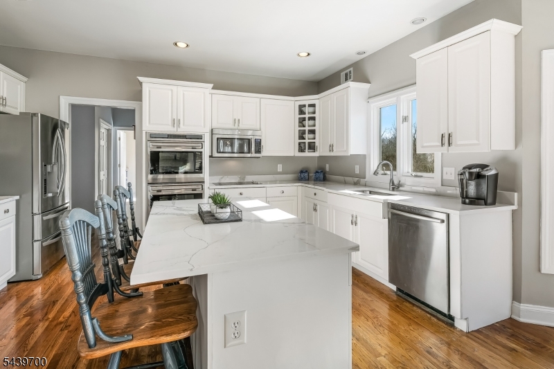 36 Beacon Hill Dr