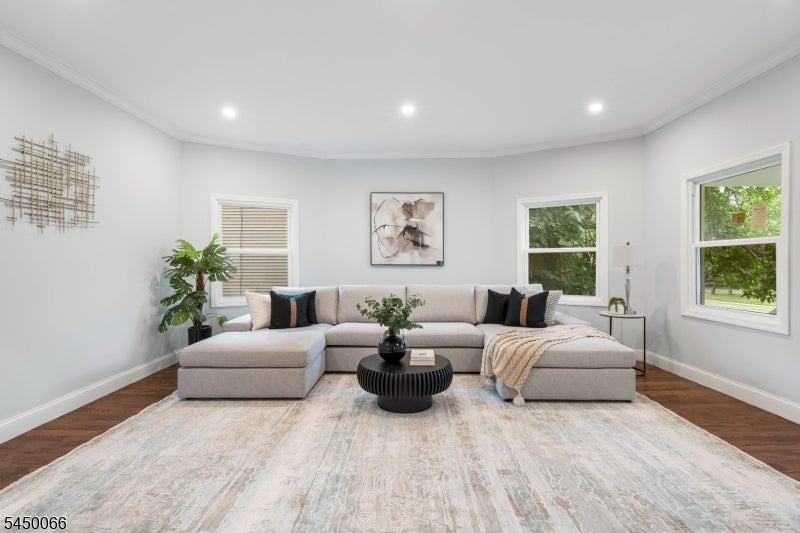 231 Highland Ave