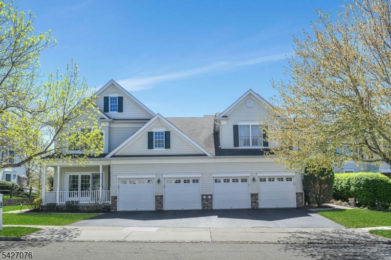 18 Mackenzie Ln
