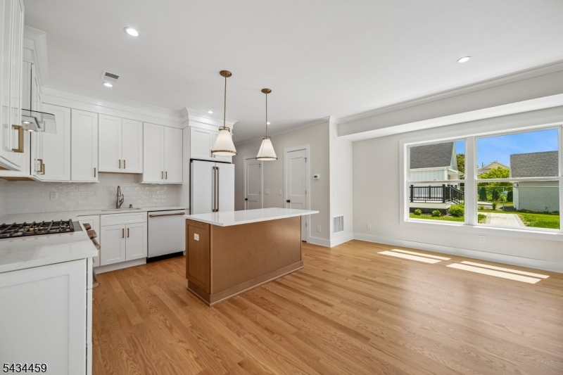 22 Willow St A