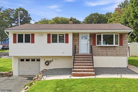 Photo for 2 Crescent Rd
