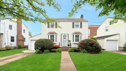 17 Brookdale Rd Bloomfield Twp. NJ 07003