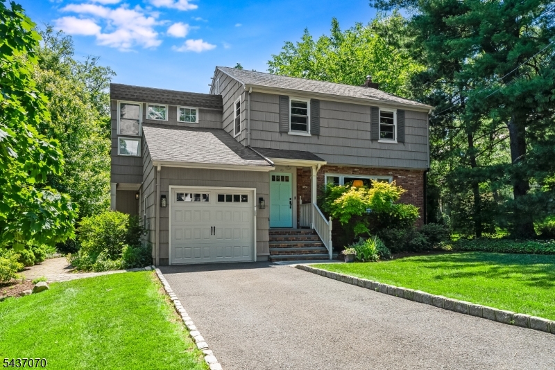 40 Collinwood Rd