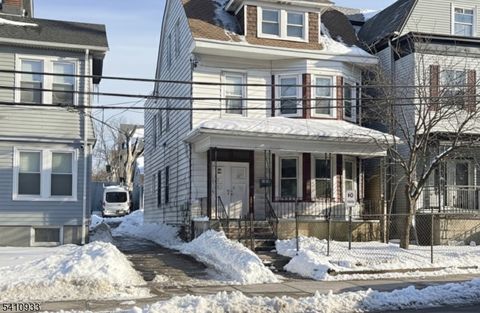 922 Grove St Irvington Twp. NJ 07111