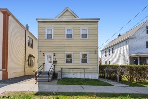 5 Madison Ave Clifton City NJ 07011