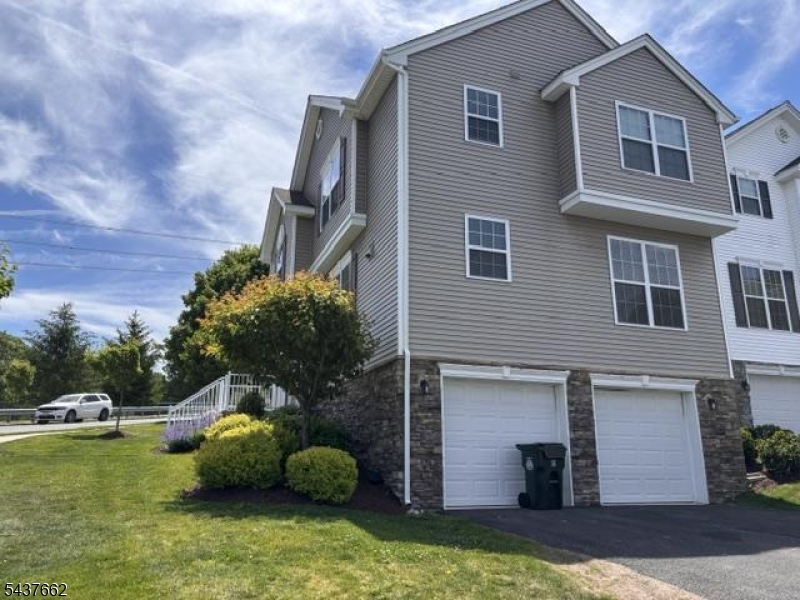 63 Sowers Dr
