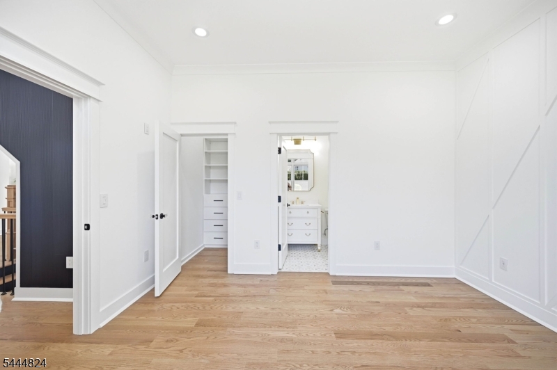 2 Wingate Dr