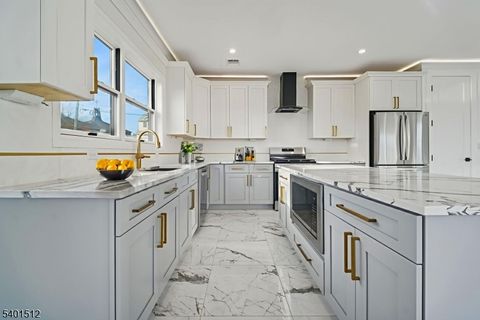 19 Mountain Ave Mahwah Twp. NJ 07430