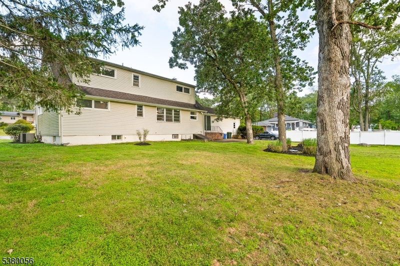 107 Konner Ave