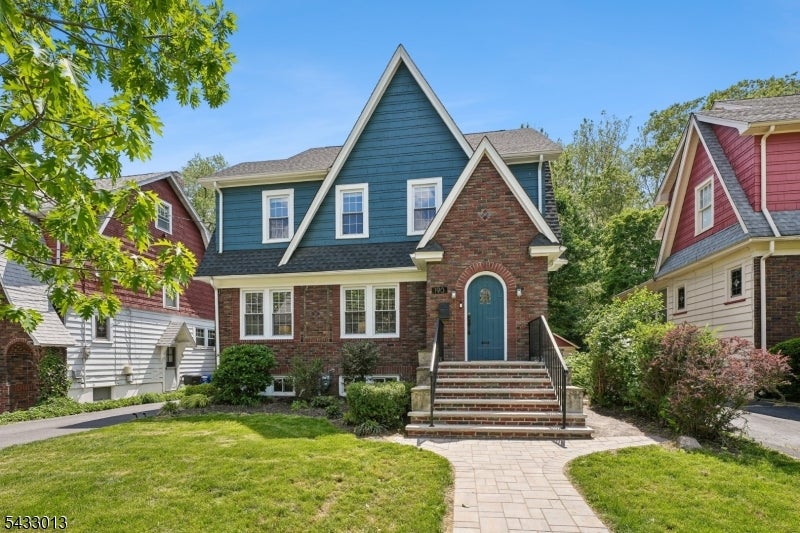 190 Garfield Pl