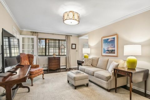 18F Manchester Ct F Chatham Twp. NJ 07928