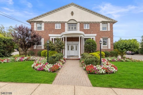 Photo for 206 Main St 23