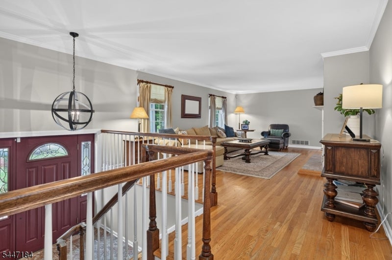 10 Berkshire Dr