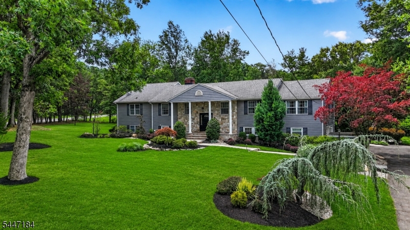 10 Berkshire Dr