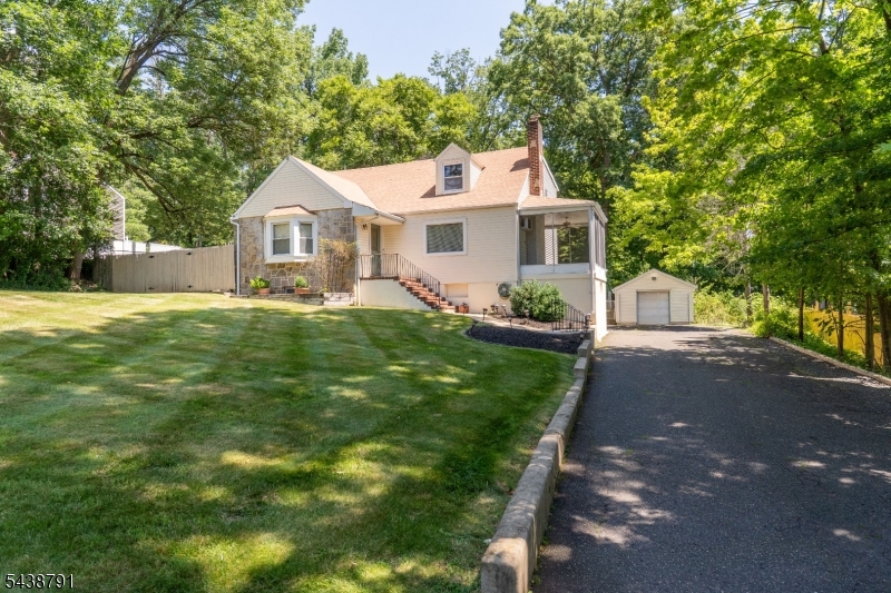 206 Mountain Pkwy