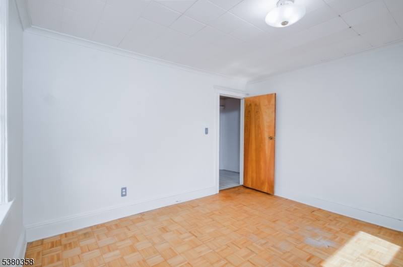 470 Teaneck Rd