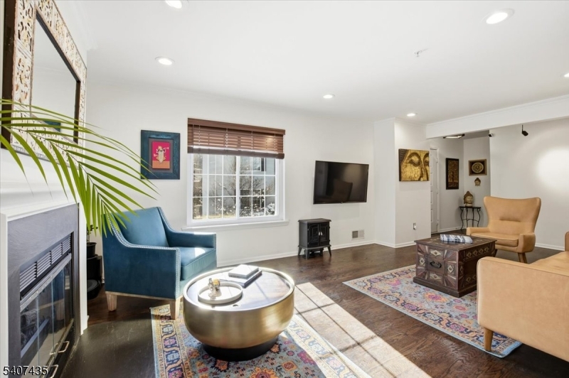 139 Riveredge Dr 139