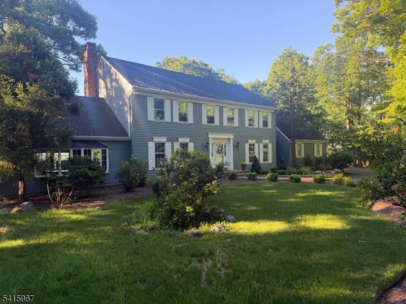 12 Laurel Hill