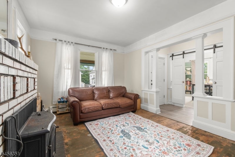 80 Allen St
