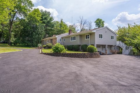 220 Horseshoe Rd Berkeley Heights Twp. NJ 07922