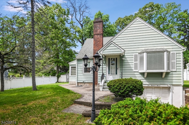 111 Jackson Ave