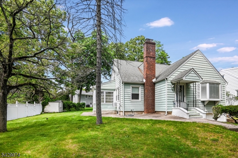 111 Jackson Ave