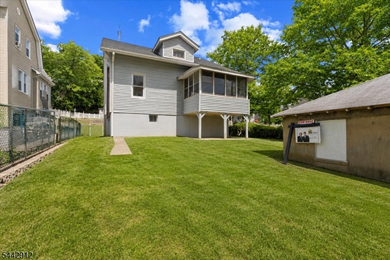 191 Brown Ave