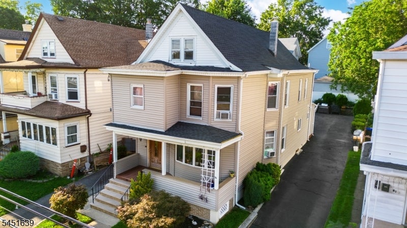 114 Hadley Ave
