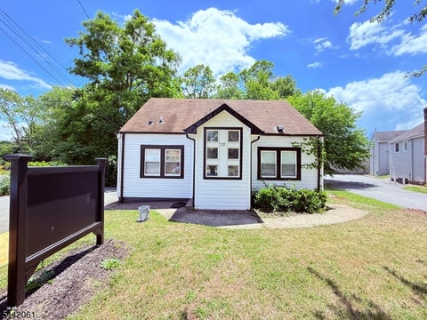 Photo for 722 Route46 E
