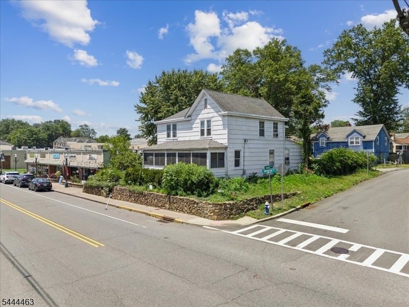 481 Springfield Ave