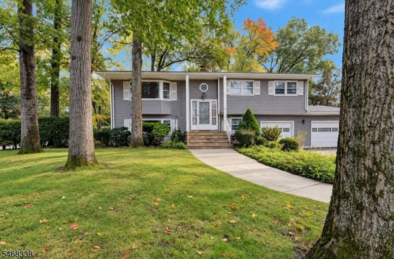 34 West Parkway
