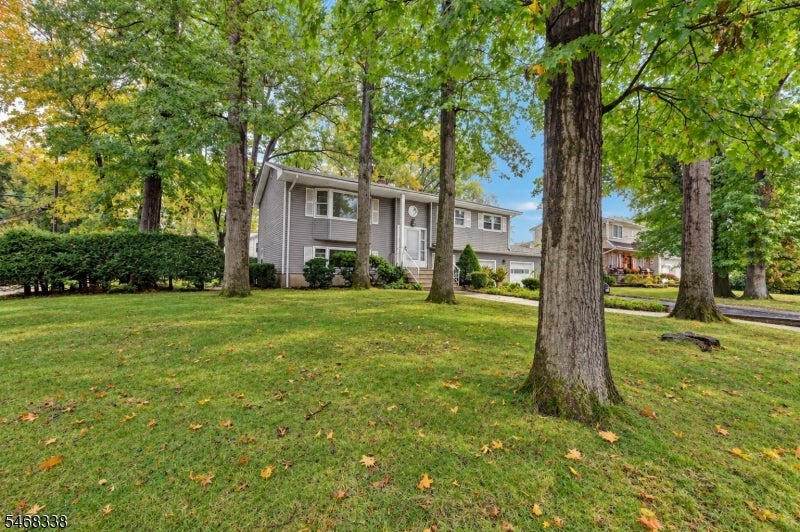 34 West Parkway