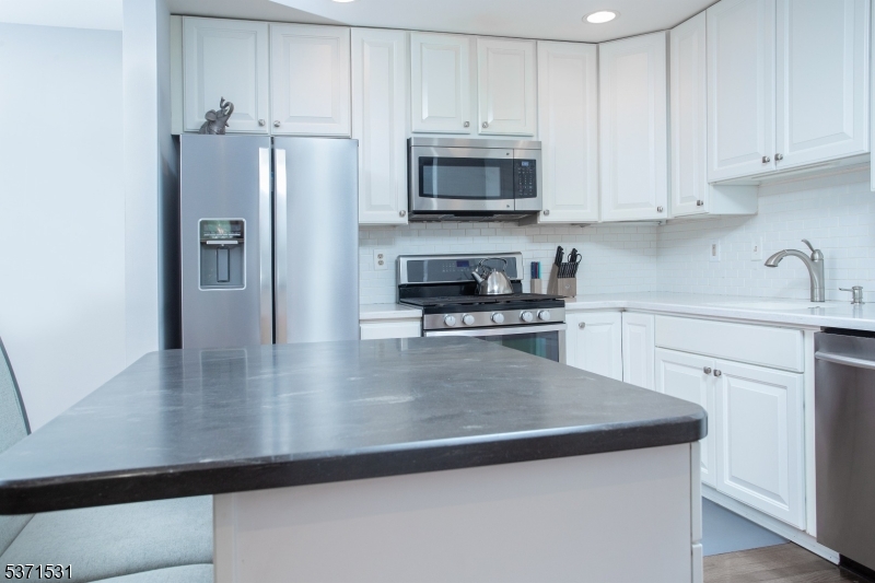 130 Barrister Dr 130