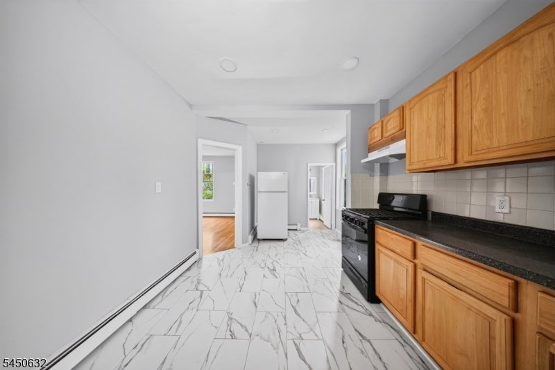 231 Clark Pl 1