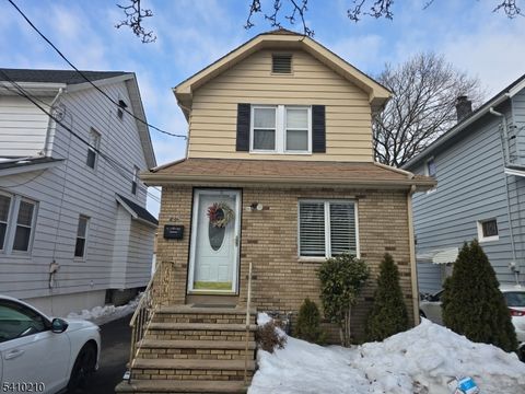 725 Schuyler Ave Lyndhurst Twp. NJ 07071