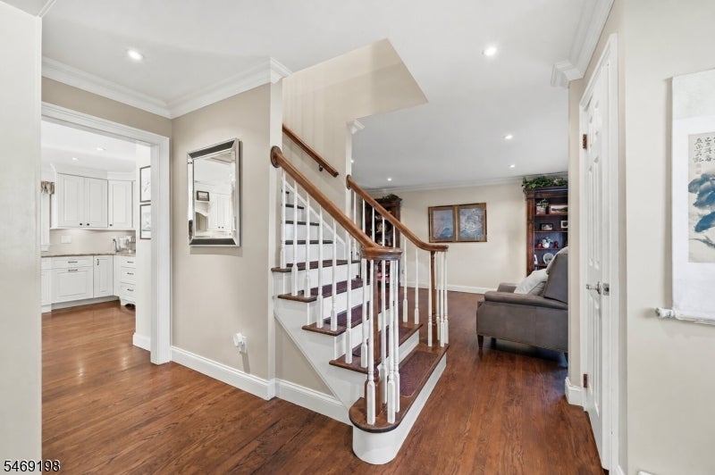 23 Puddingstone Dr