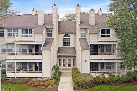 Photo for 104 Heritage Blvd 9