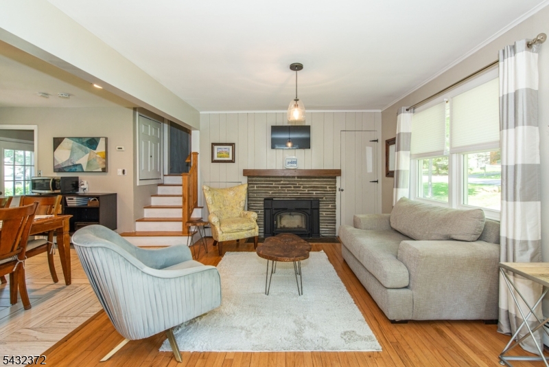 26 Lakeview Rd